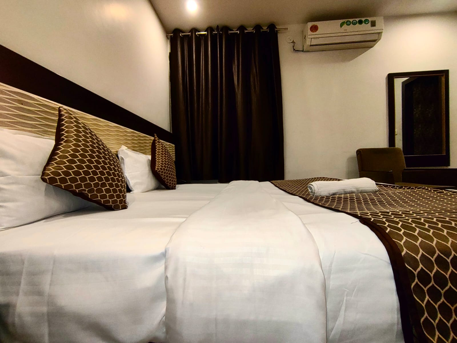 Luxury AC Rooms at Hotel Anchal Villa